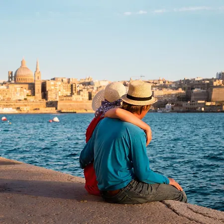 Hyatt Centric Malta מלון