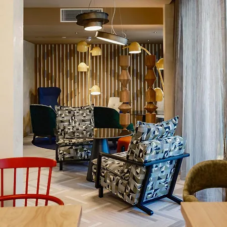 מלון Hyatt Centric Malta 5*