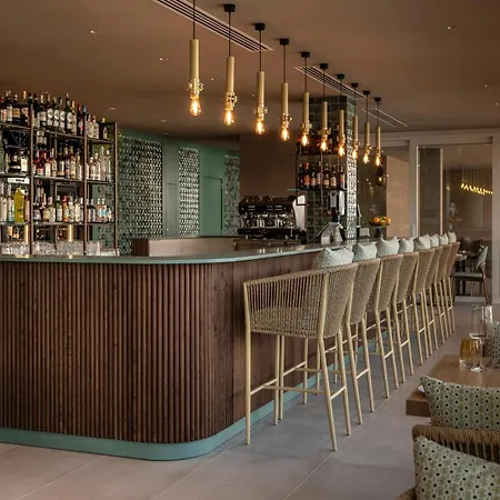 מלון Hyatt Centric Malta 5*