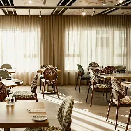 מלון Hyatt Centric Malta Saint Julian's