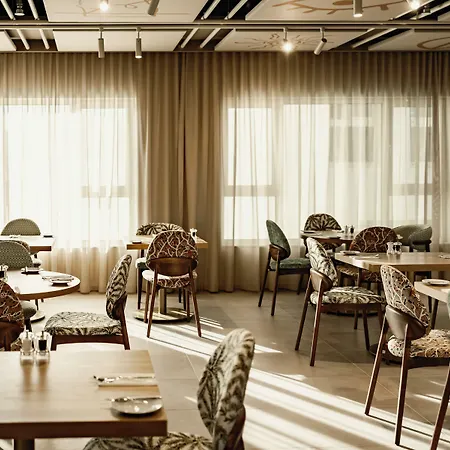 מלון Hyatt Centric Malta Saint Julian's