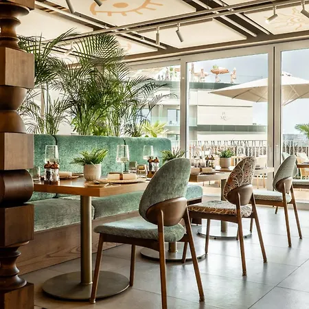 Hyatt Centric Malta 5*